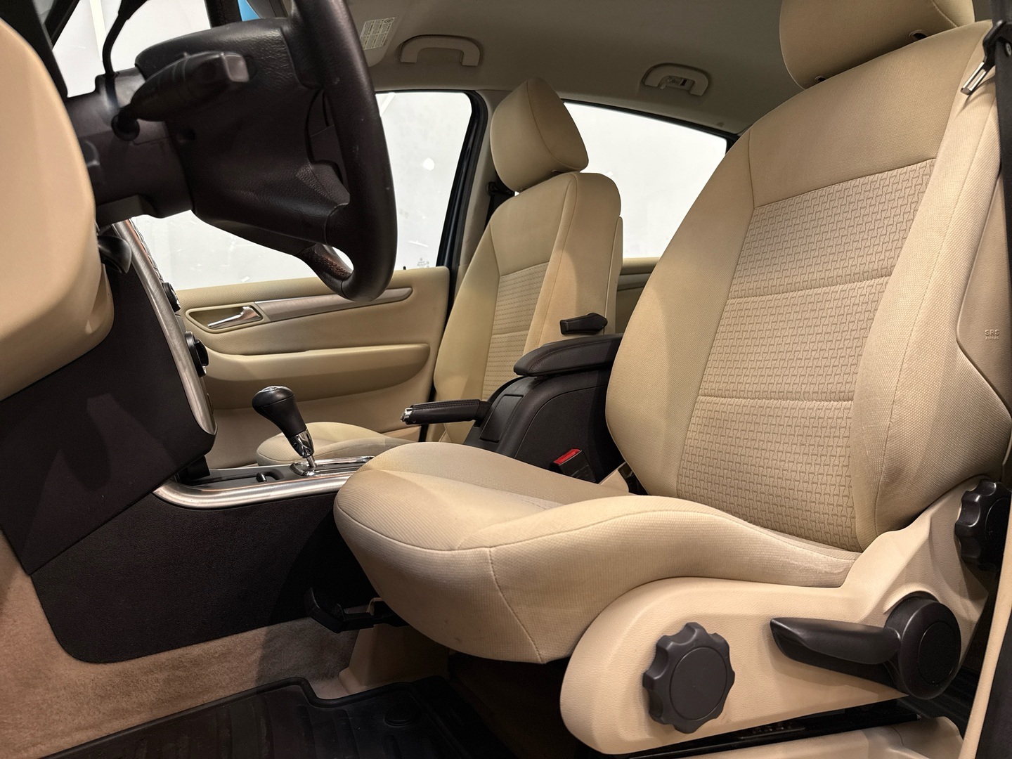 MERCEDES-BENZ B 2009