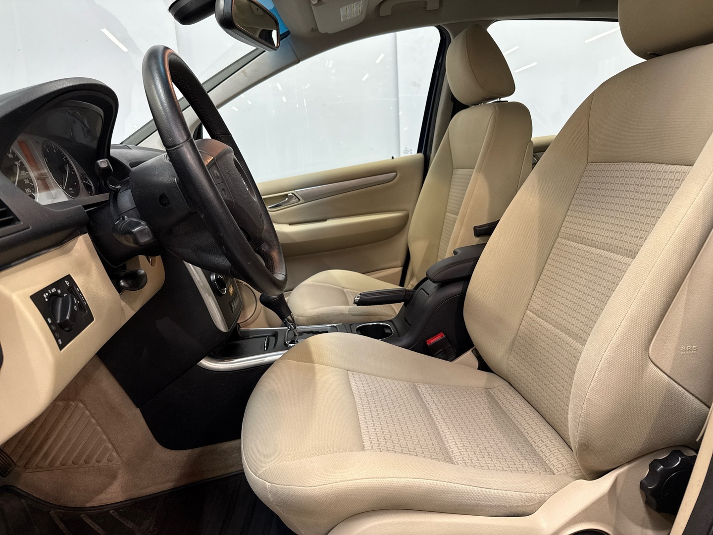 MERCEDES-BENZ B 2009