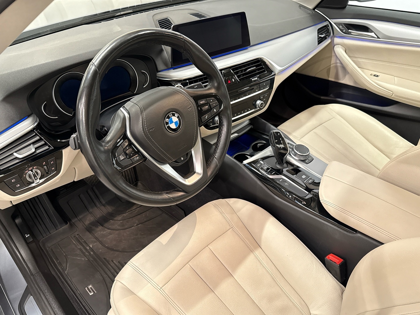 BMW 530 2019