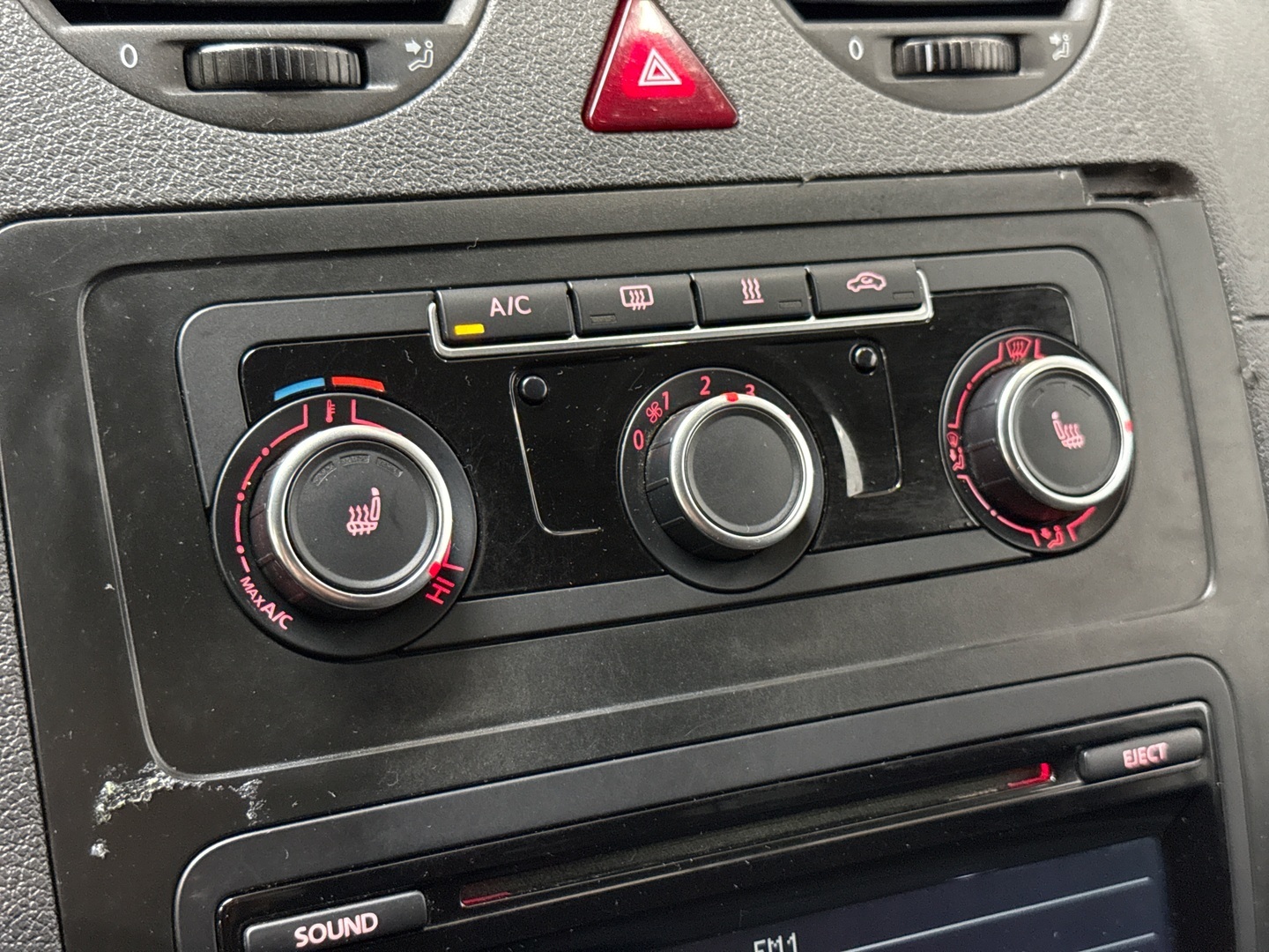 VOLKSWAGEN Caddy 2015