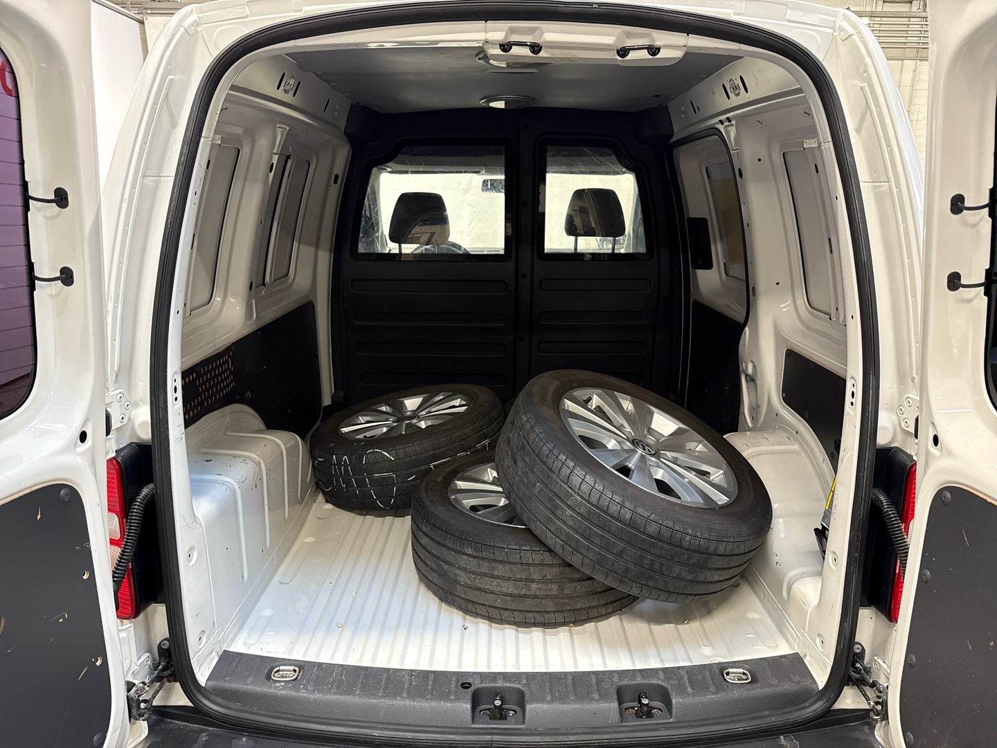 VOLKSWAGEN Caddy 2015