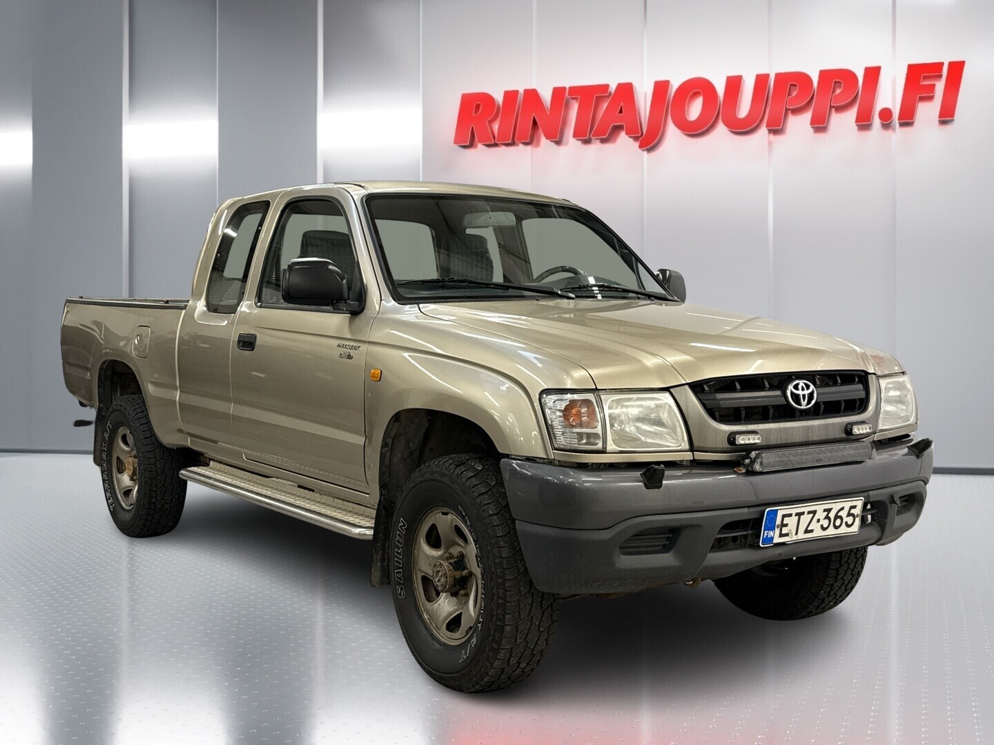 TOYOTA Hilux 2004