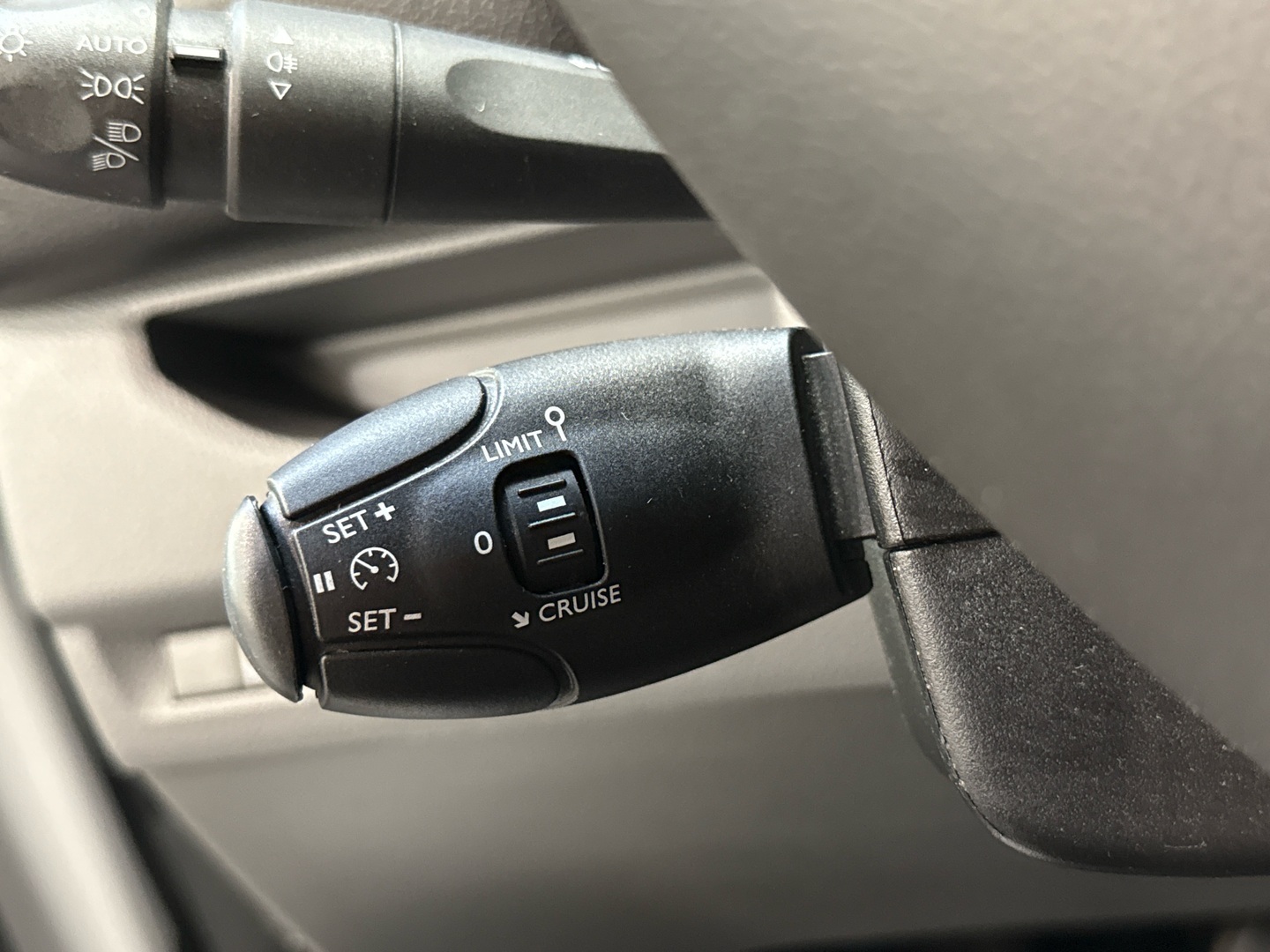 PEUGEOT Expert 2022