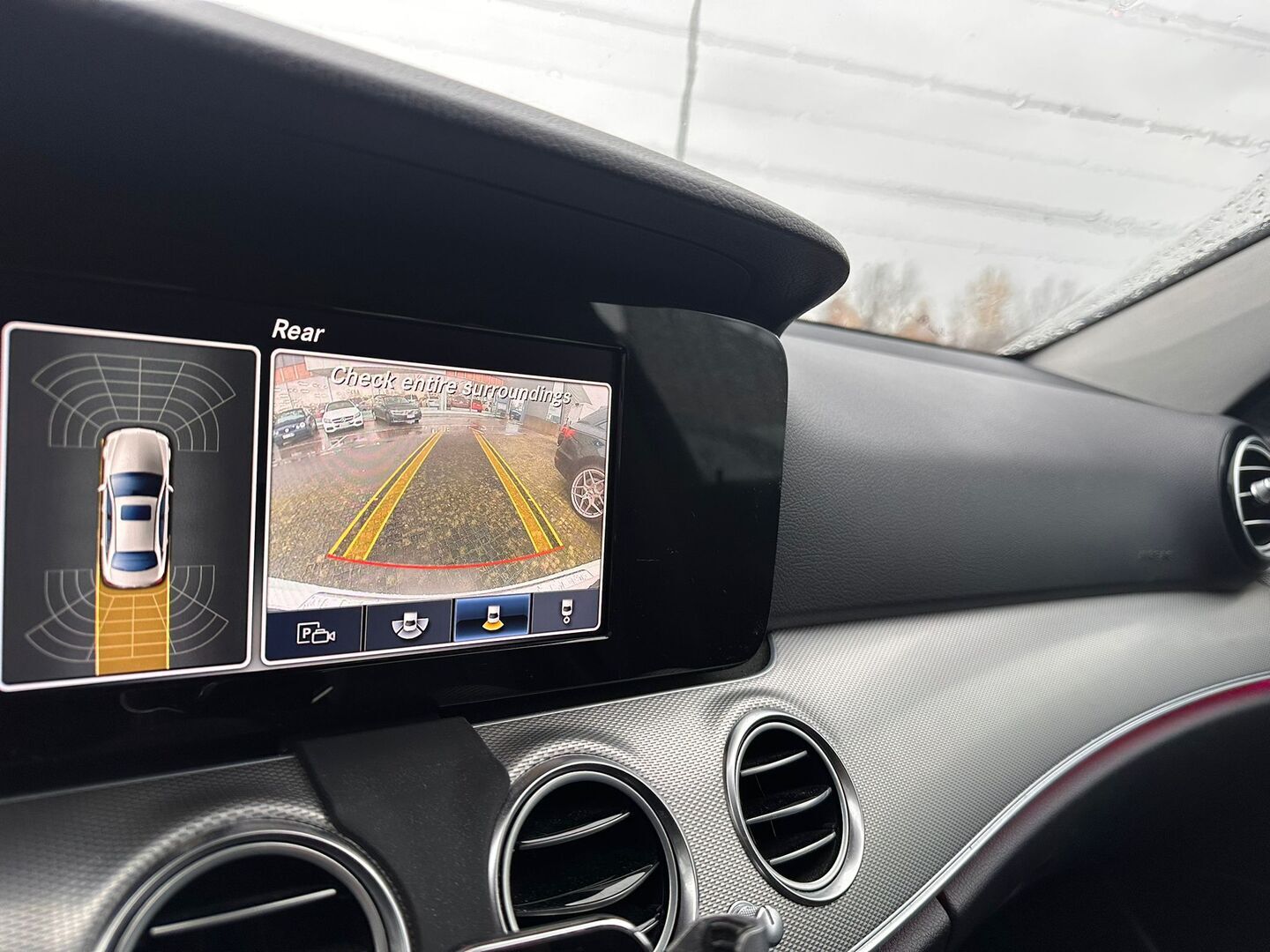 MERCEDES-BENZ E 2017