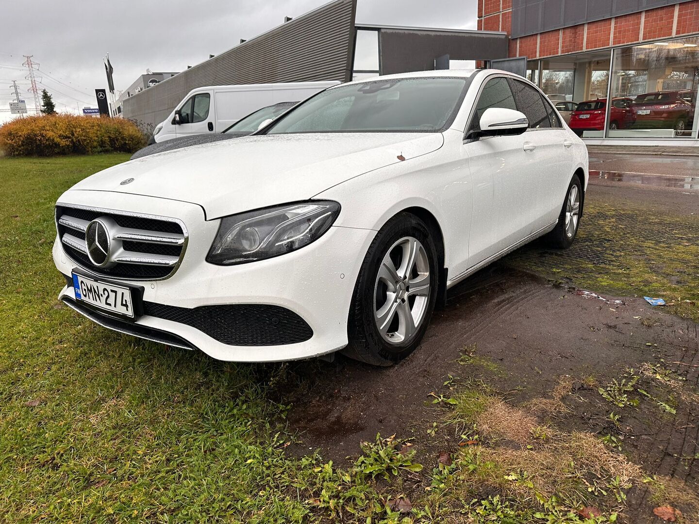 MERCEDES-BENZ E 2017