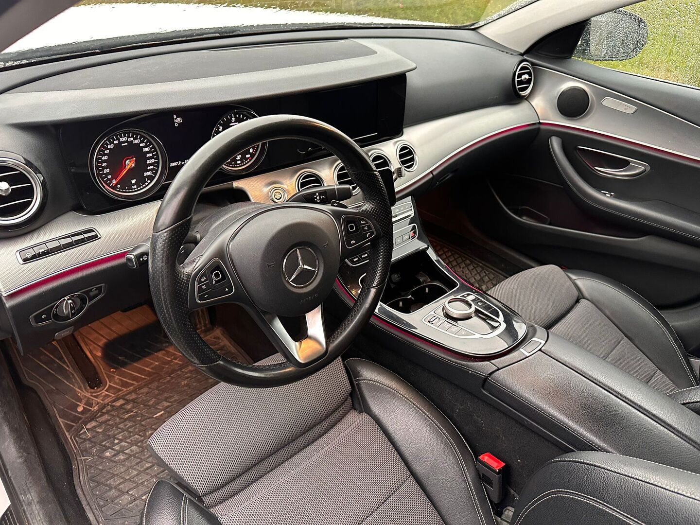 MERCEDES-BENZ E 2017