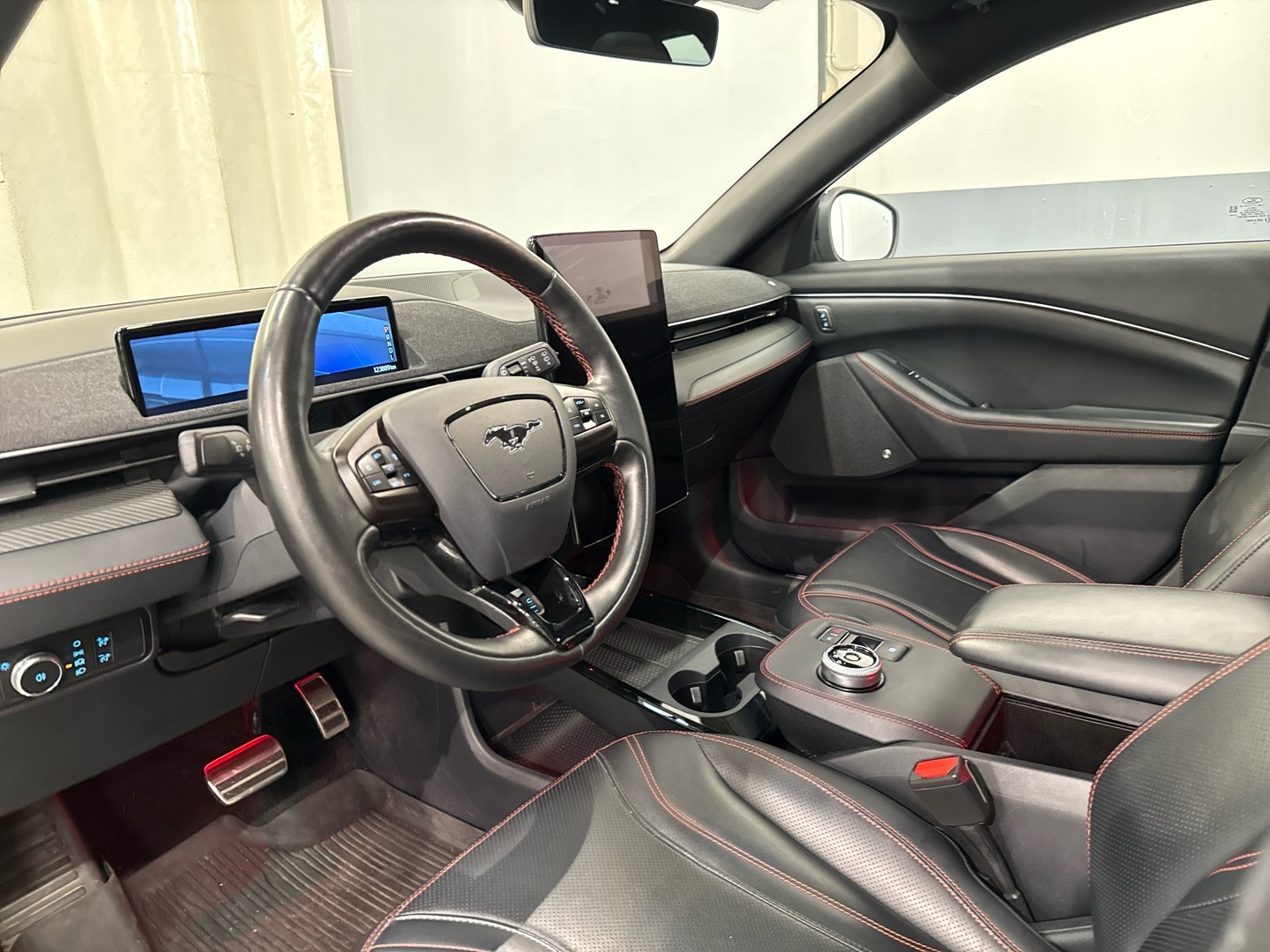 FORD Mustang Mach-E 2022