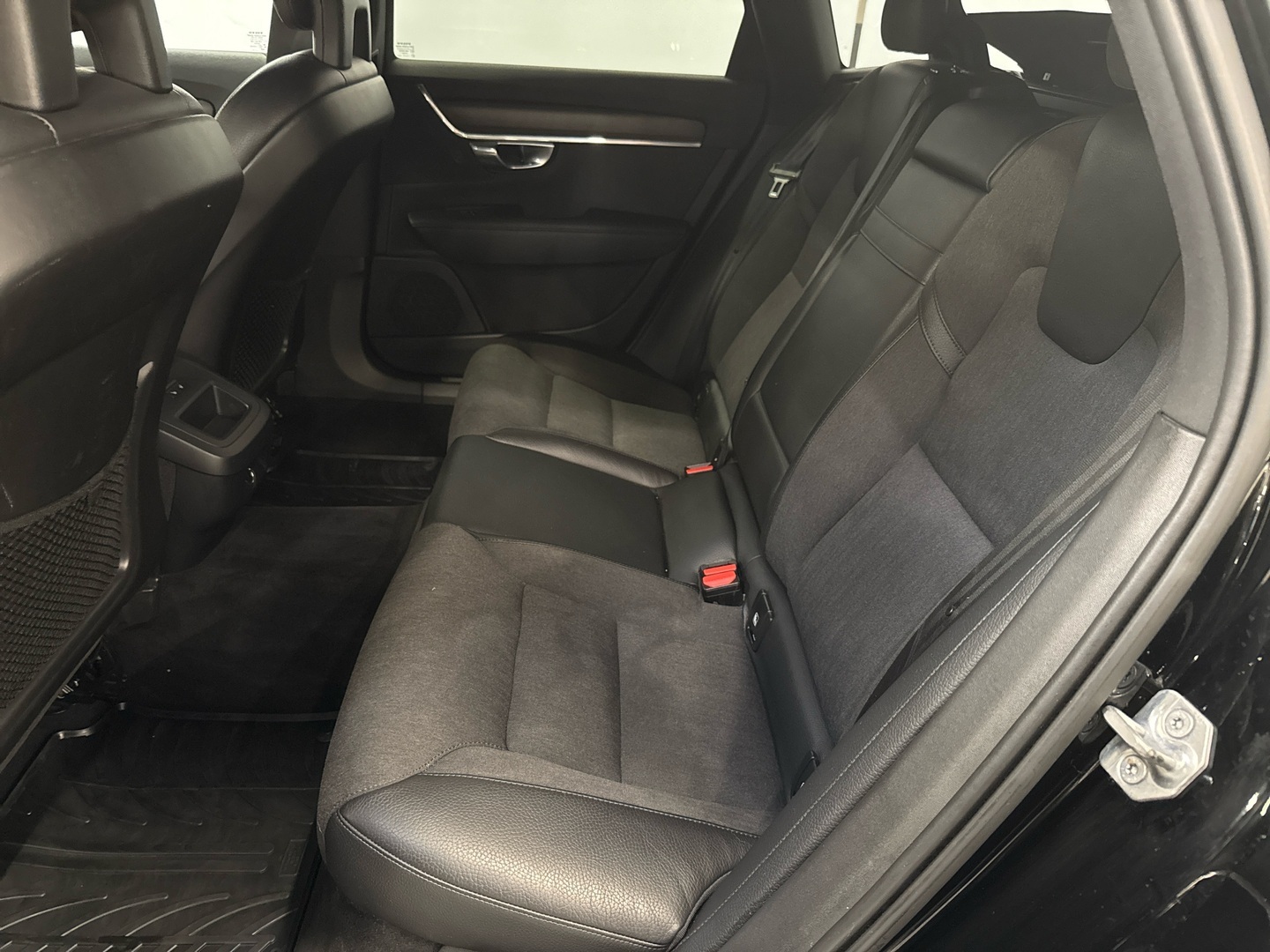 VOLVO V90 Cross Country 2017