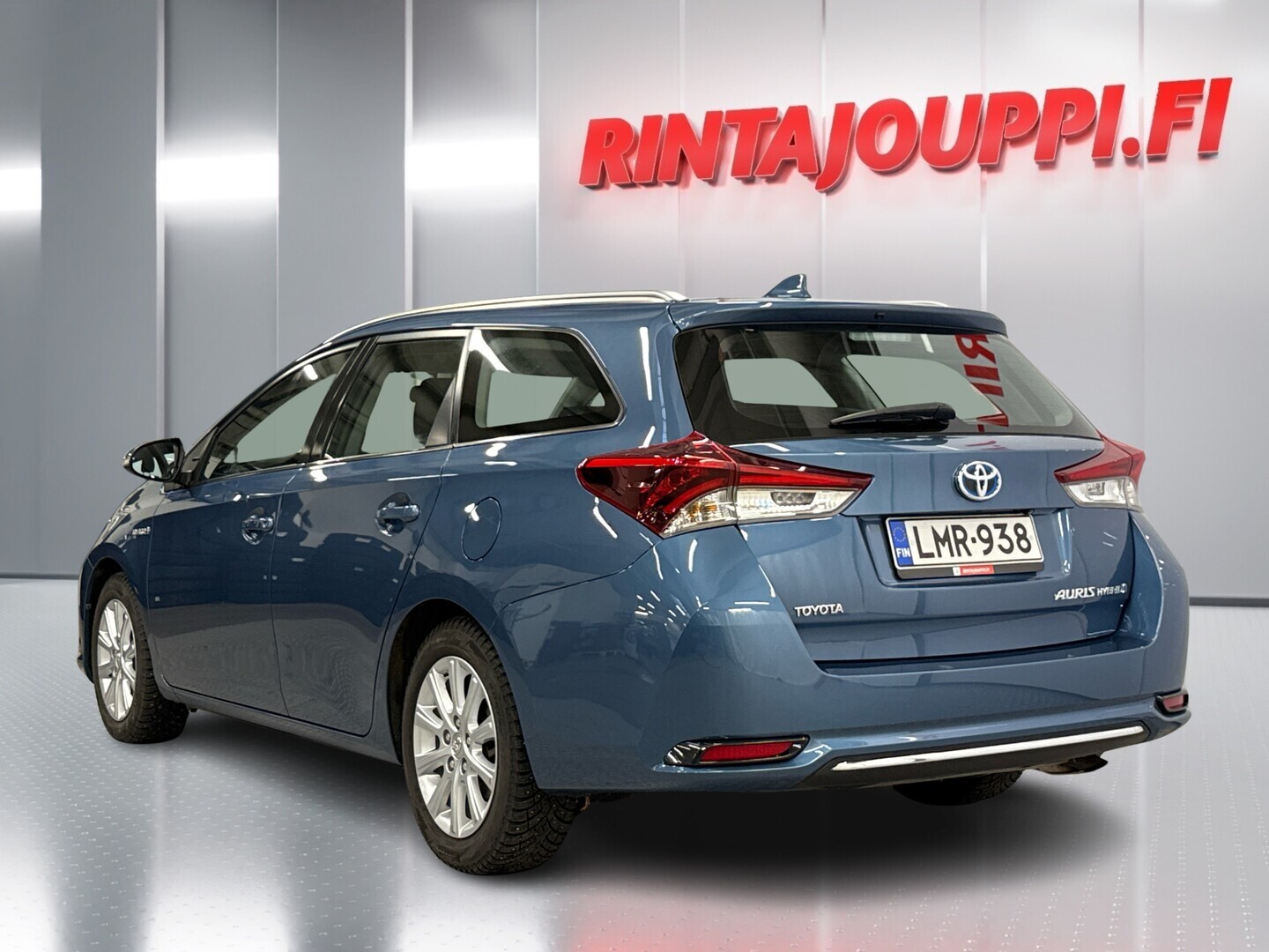 TOYOTA Auris 2015