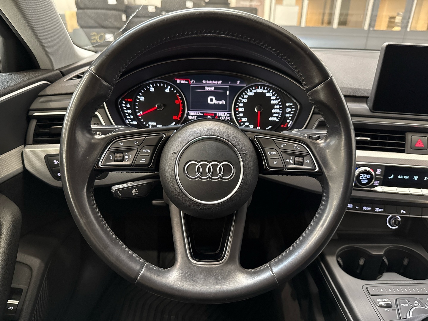 AUDI A4 2016