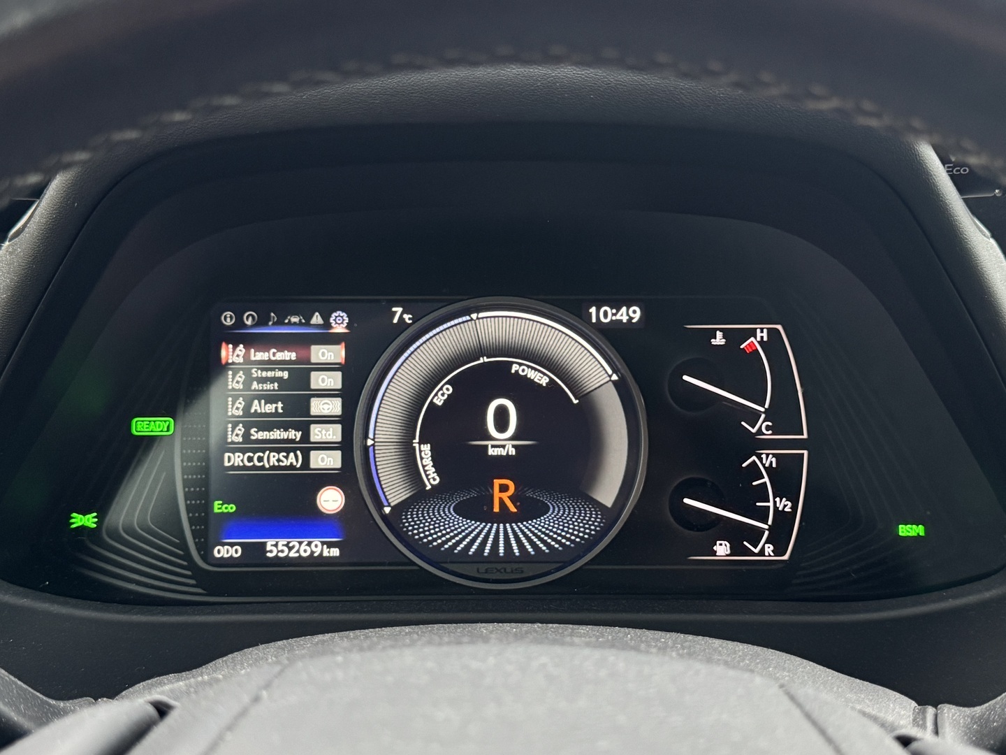 LEXUS UX 2022