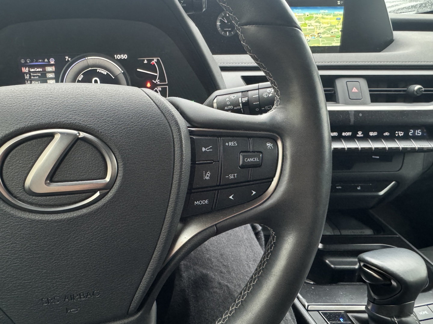 LEXUS UX 2022