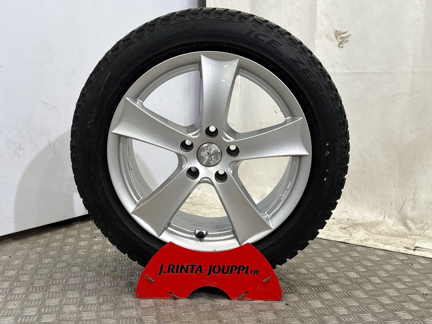 MERCEDES-BENZ E 2011