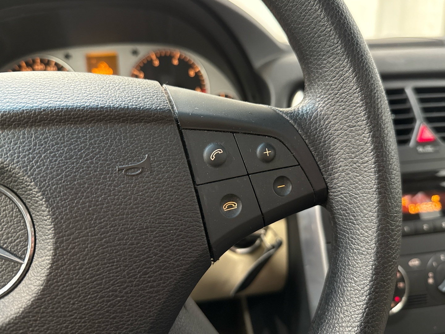 MERCEDES-BENZ B 2005