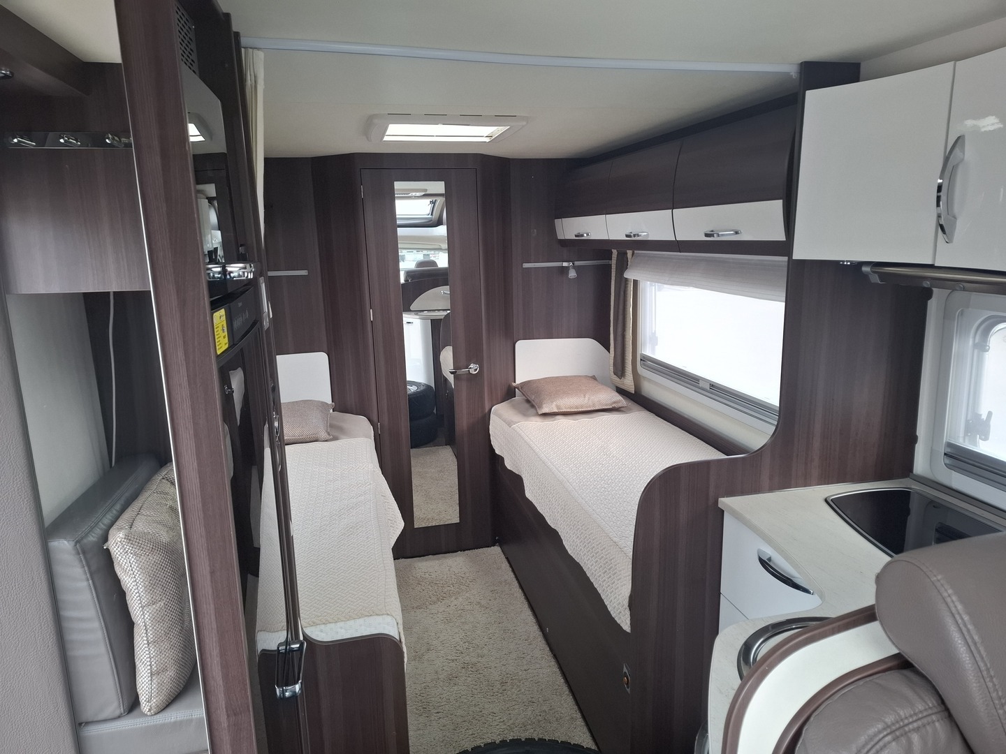 BÜRSTNER Nexxo T720 2015