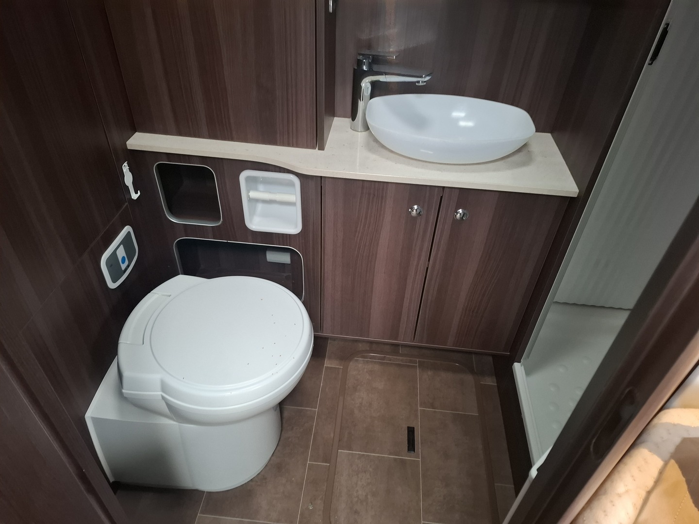 BÜRSTNER Nexxo T720 2015