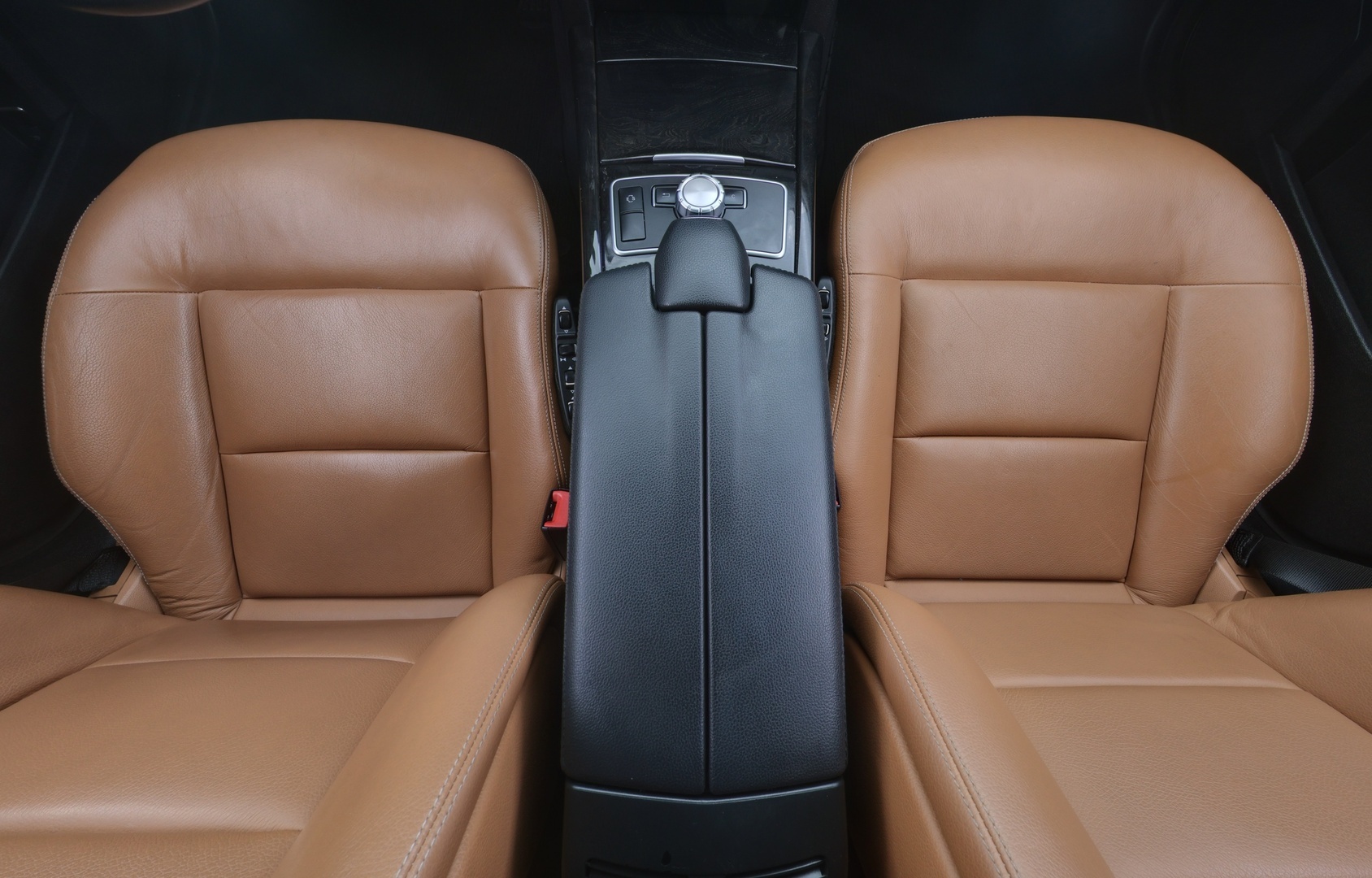 MERCEDES-BENZ E 2013