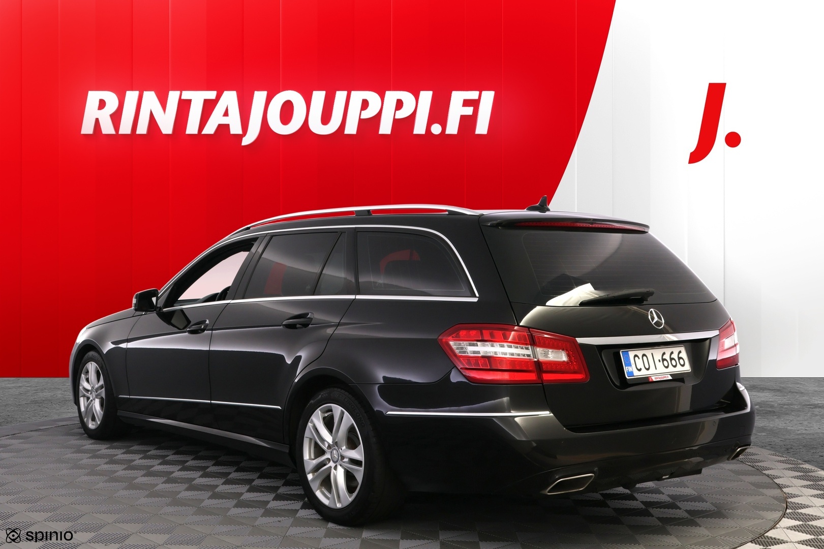 MERCEDES-BENZ E 2013