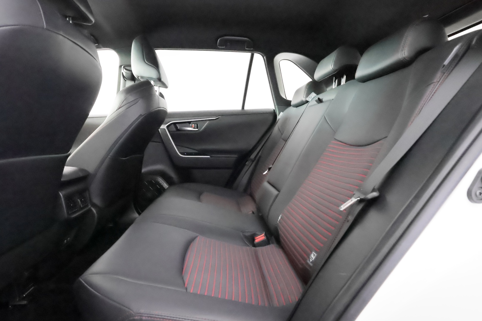 TOYOTA RAV4 Plug-in 2021