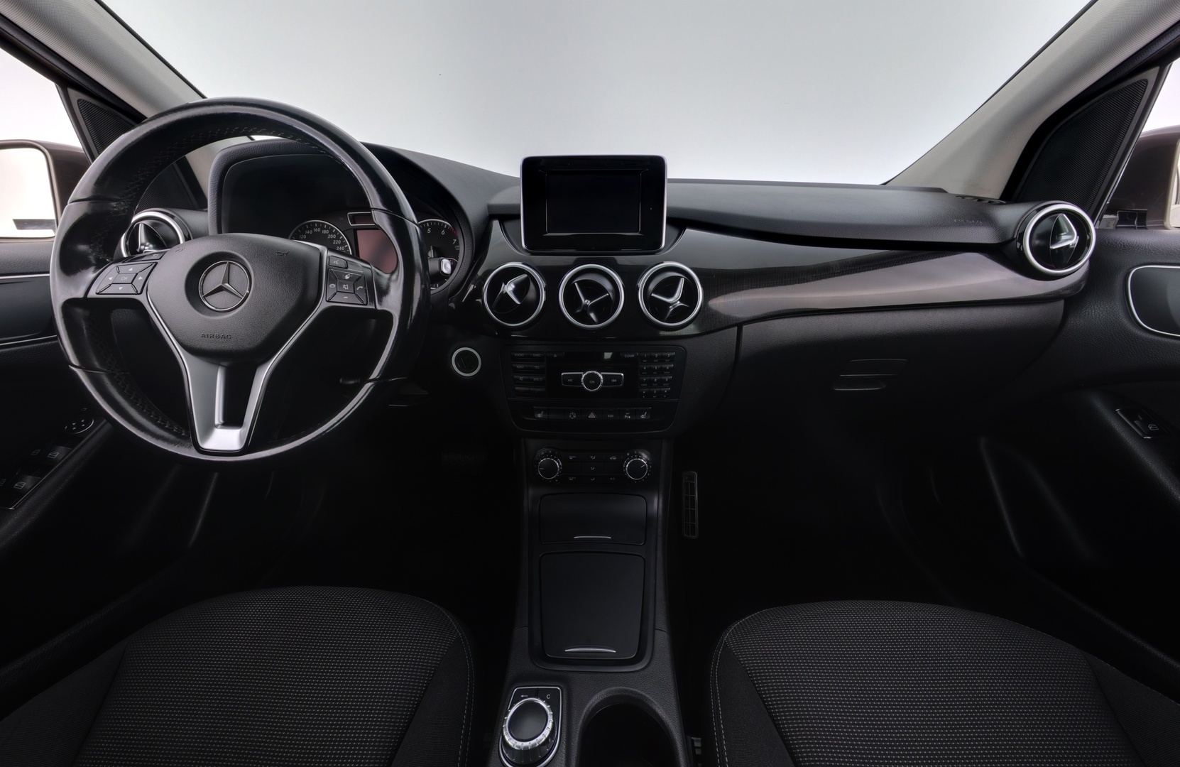 MERCEDES-BENZ B 2013