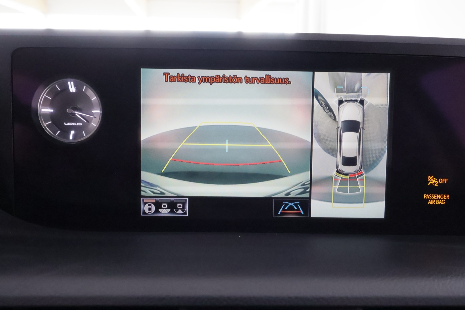LEXUS ES 2019