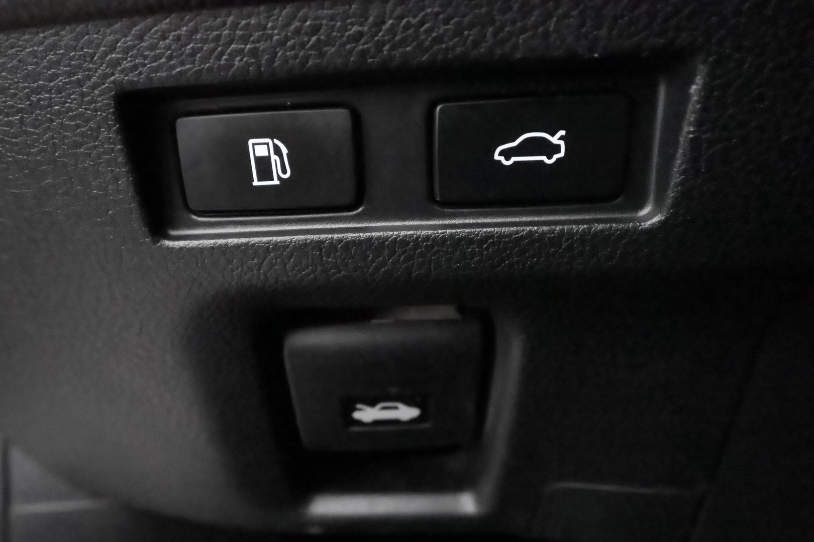 LEXUS ES 2019