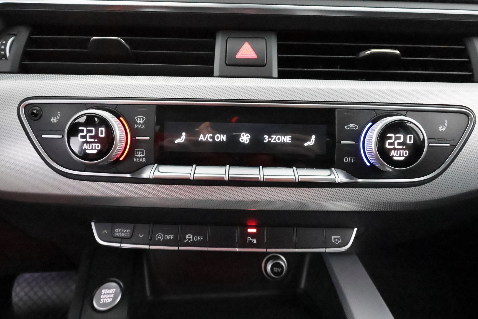 AUDI A4 2017