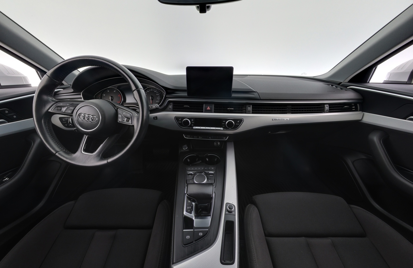 AUDI A4 2017