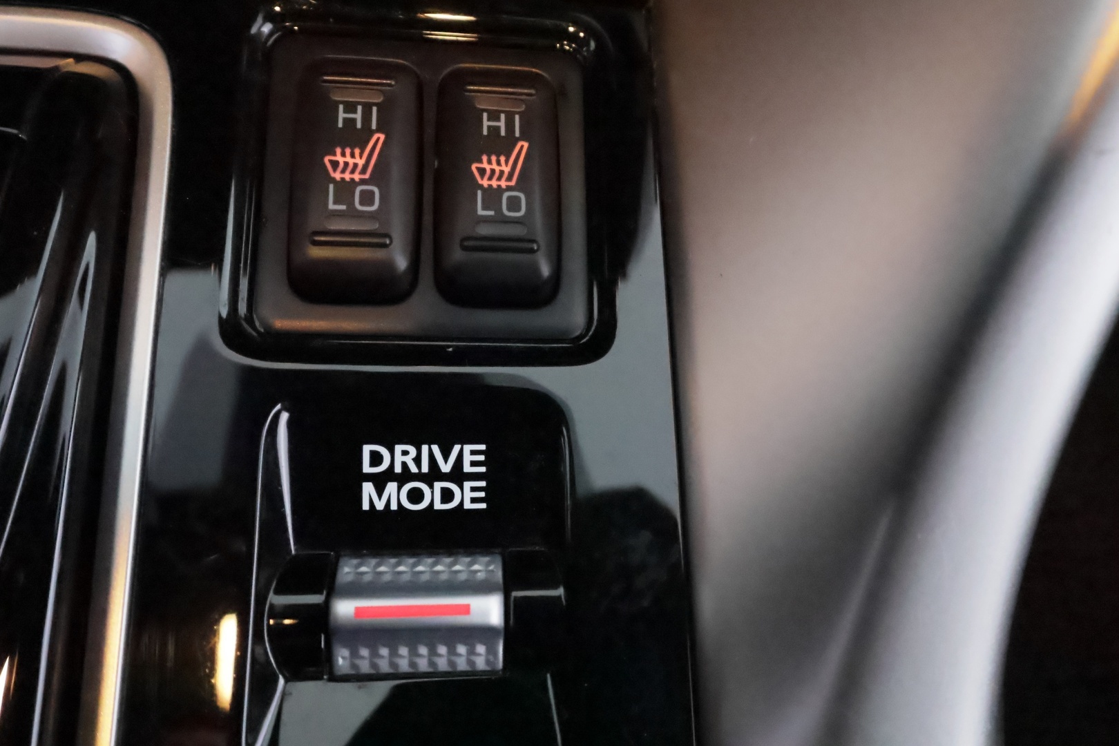 MITSUBISHI Eclipse 2022