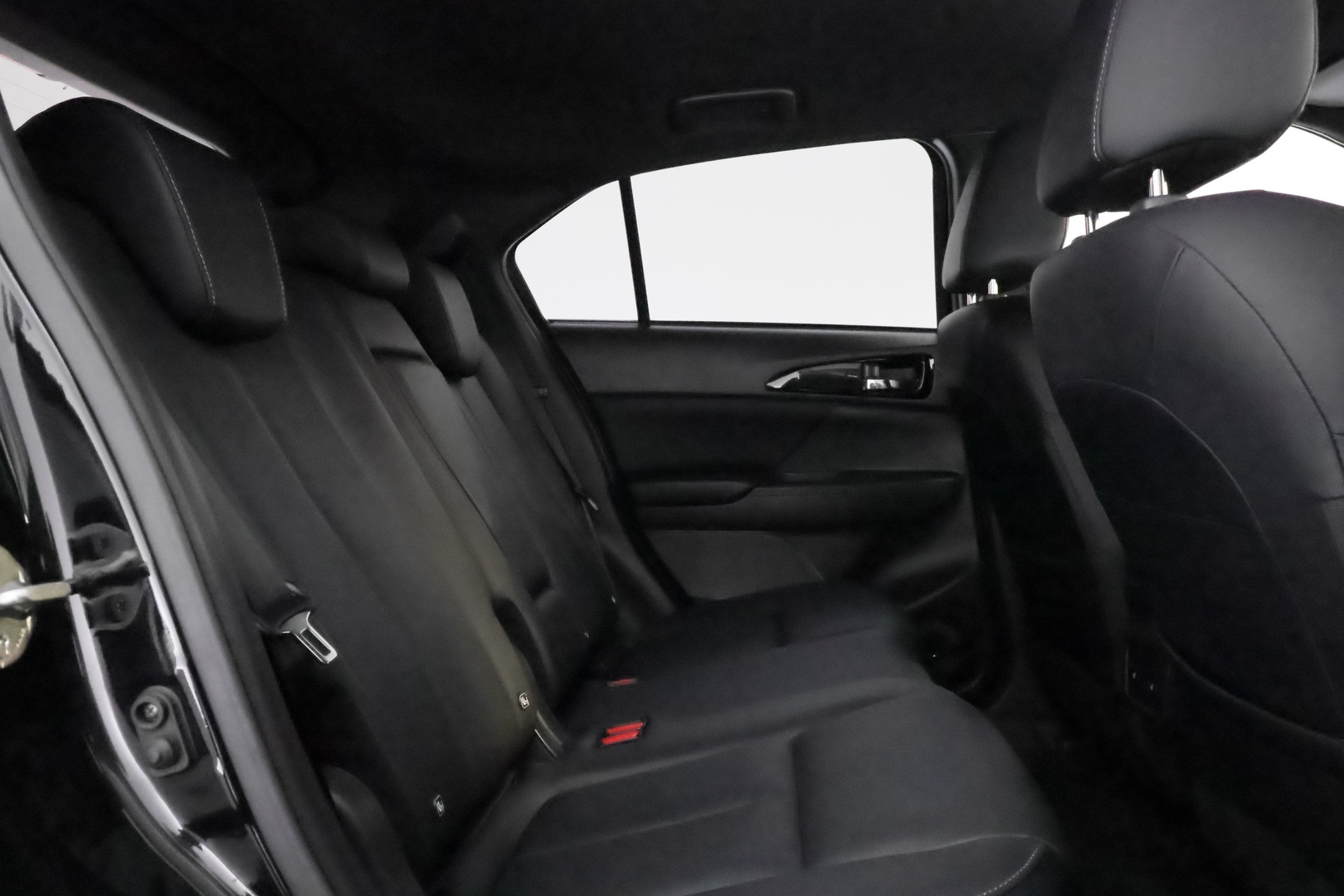 MITSUBISHI Eclipse 2022