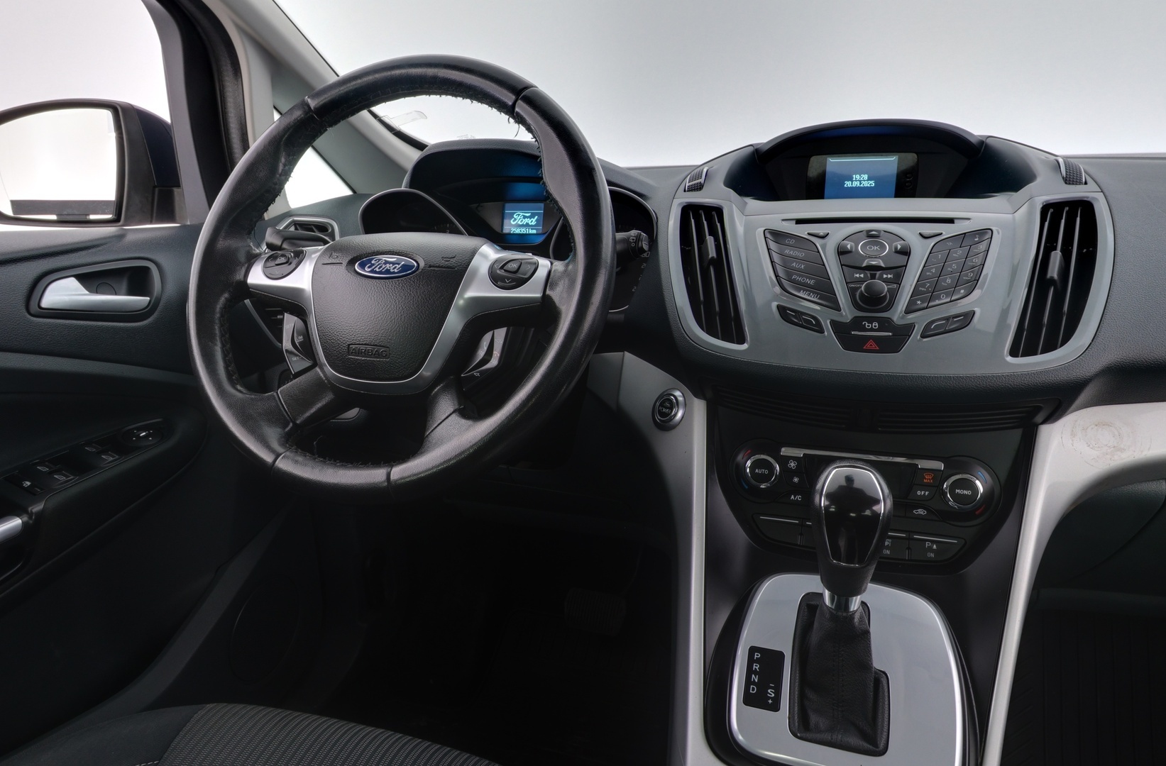 FORD Grand C-Max 2011