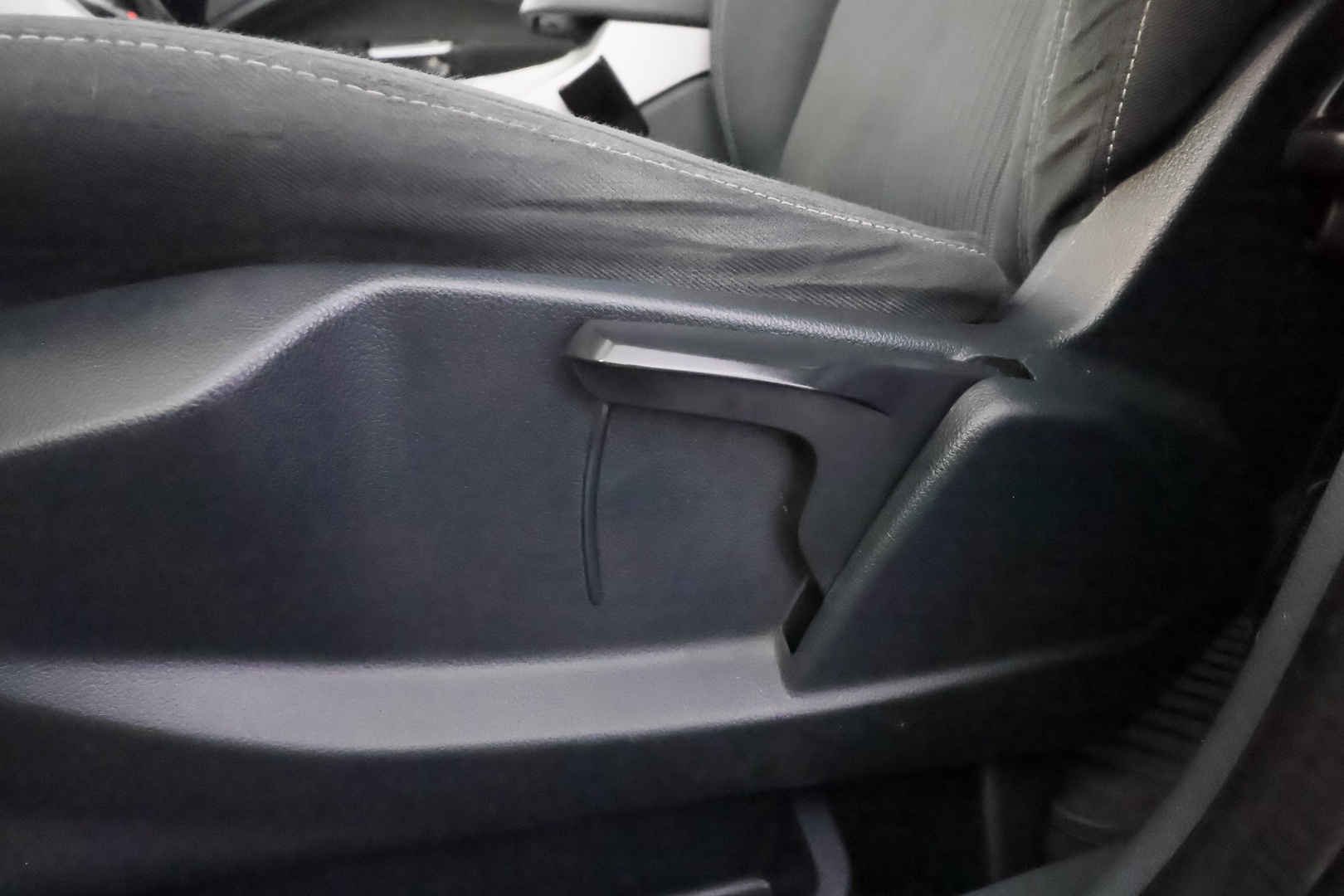FORD Grand C-Max 2011