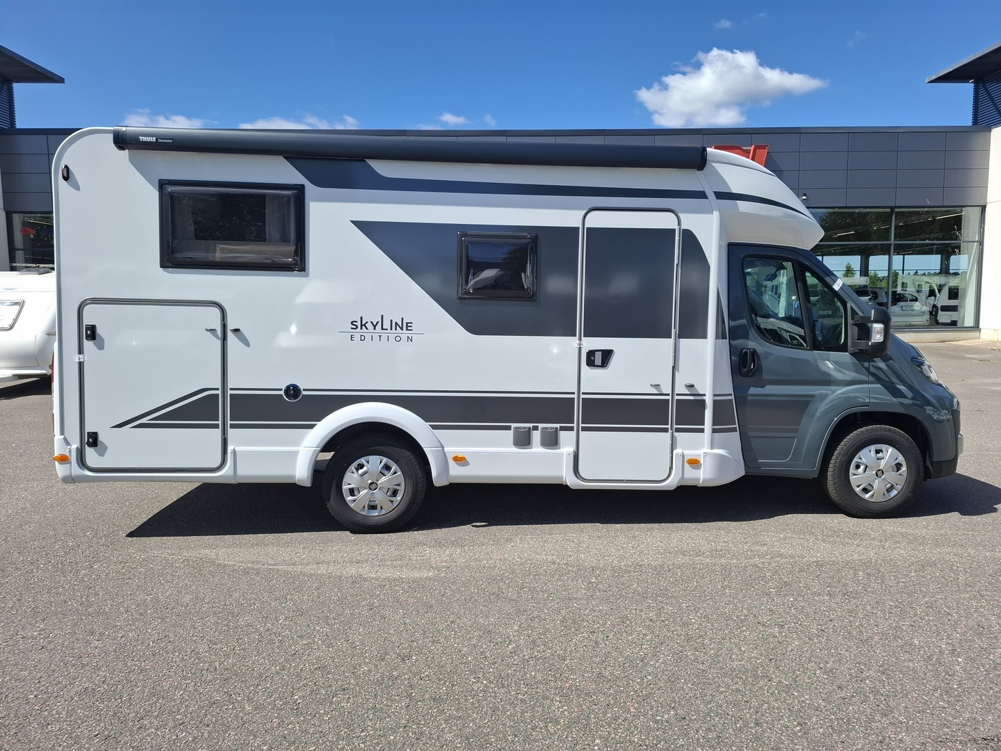 BÜRSTNER Lyseo Time T 690 G SkyLine Edition 2025 2025