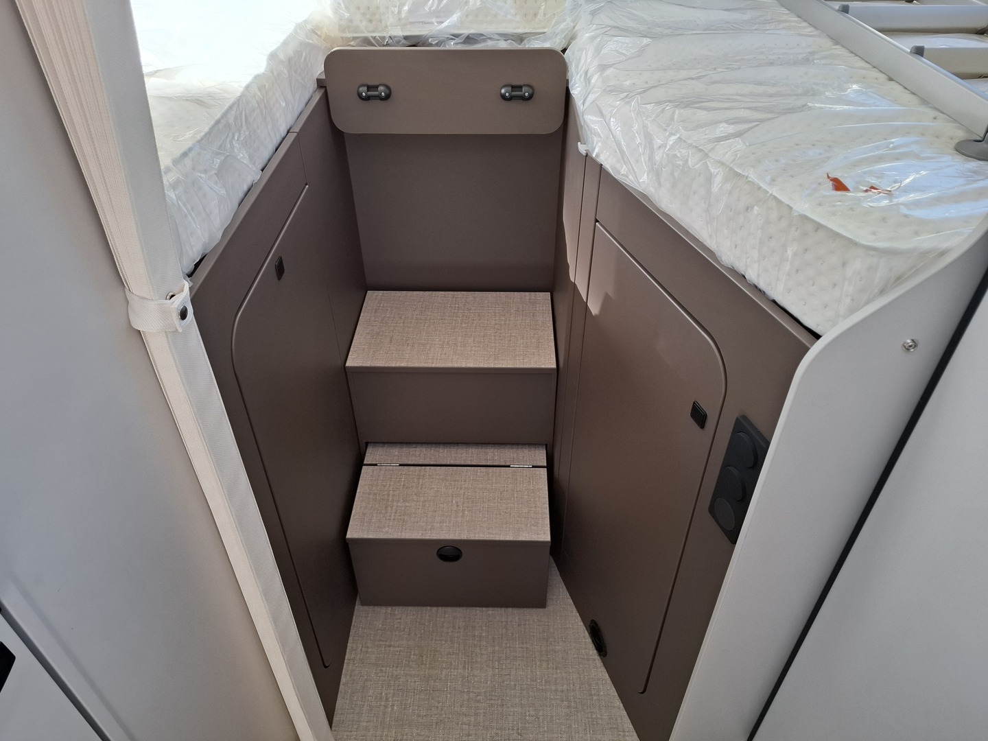 BÜRSTNER B66 LYSEO TD 690 G 2026