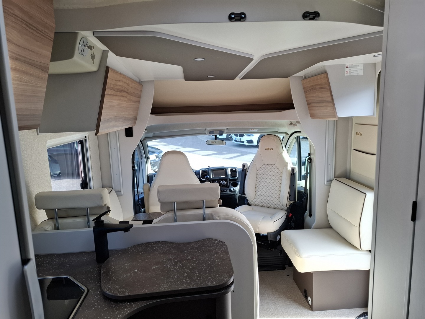 BÜRSTNER B66 LYSEO TD 690 G 2026