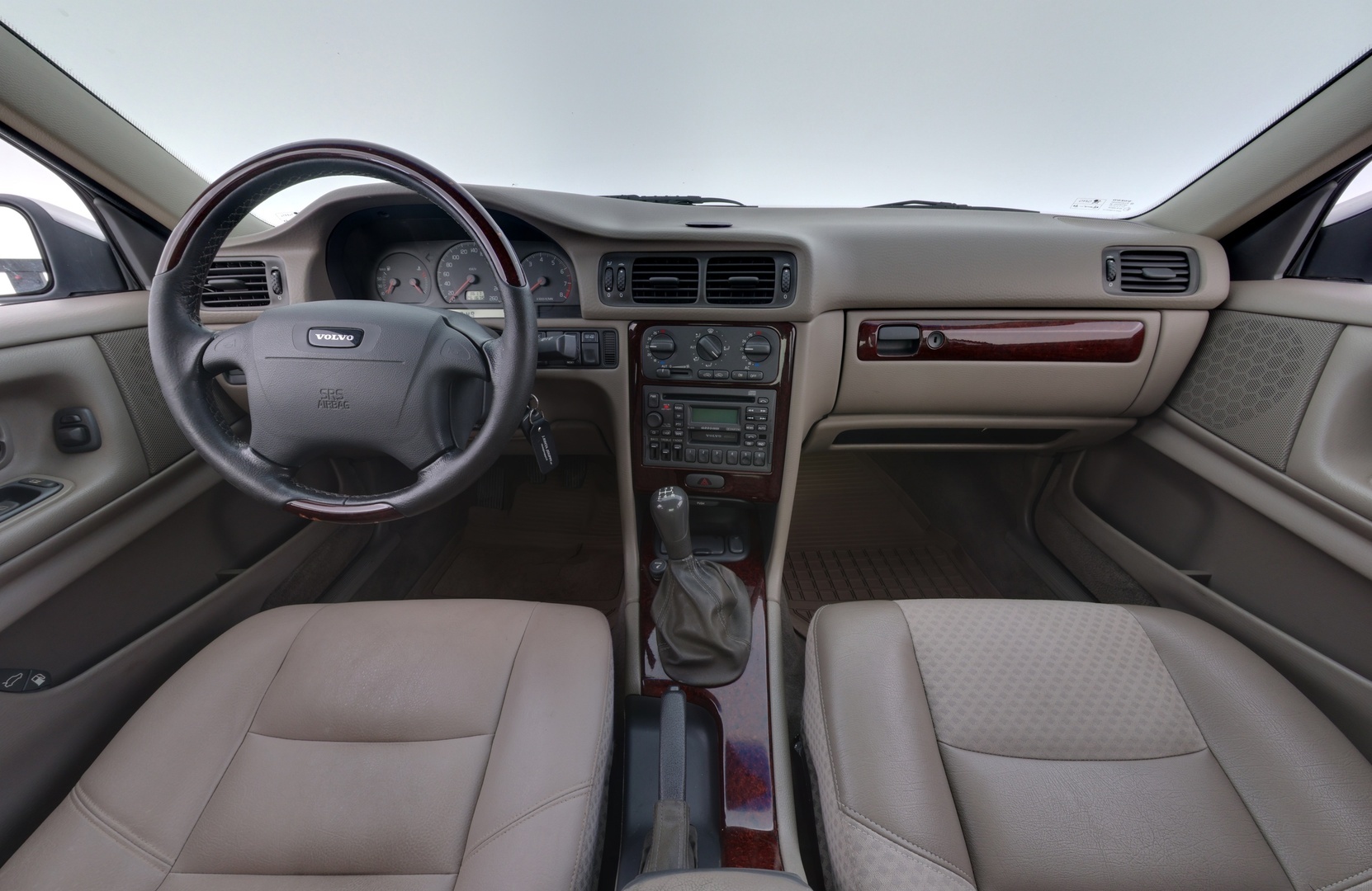 VOLVO S70 2000