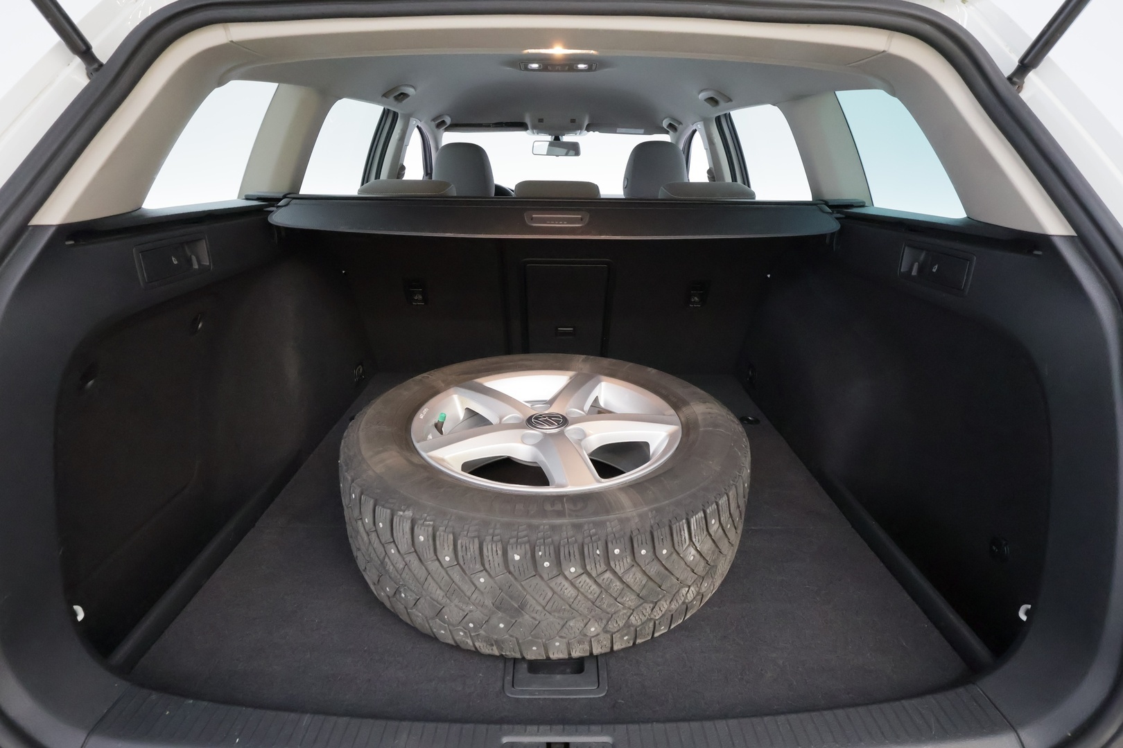 VOLKSWAGEN Golf 2014
