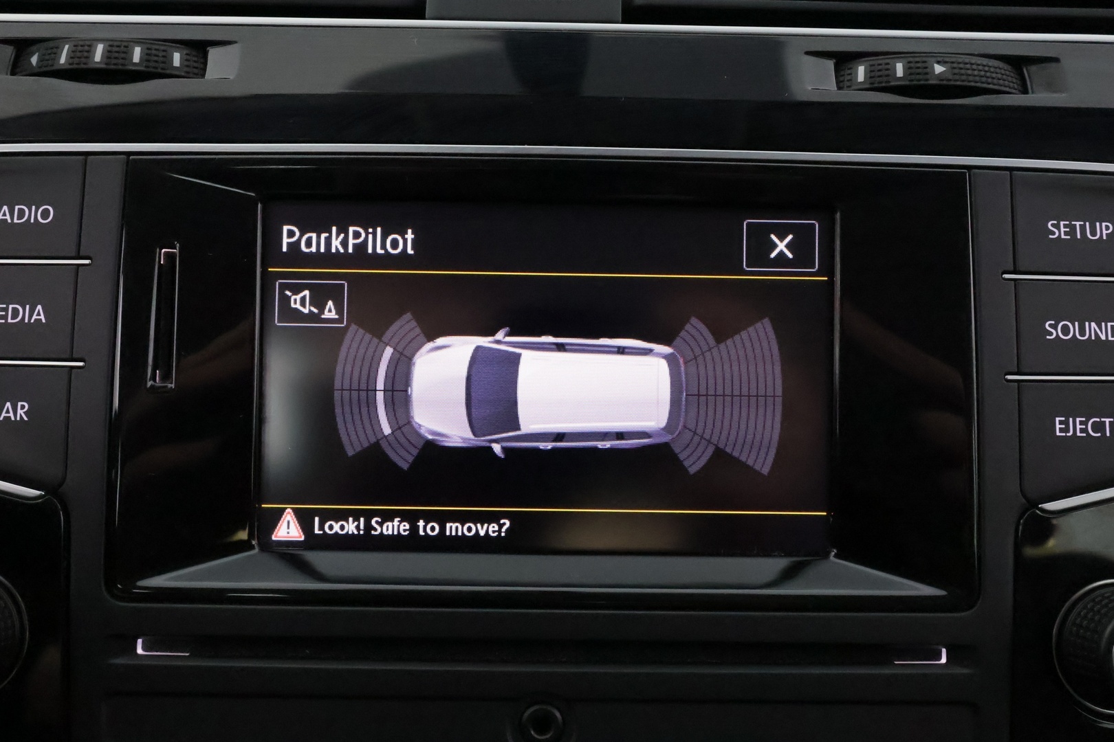 VOLKSWAGEN Golf 2014