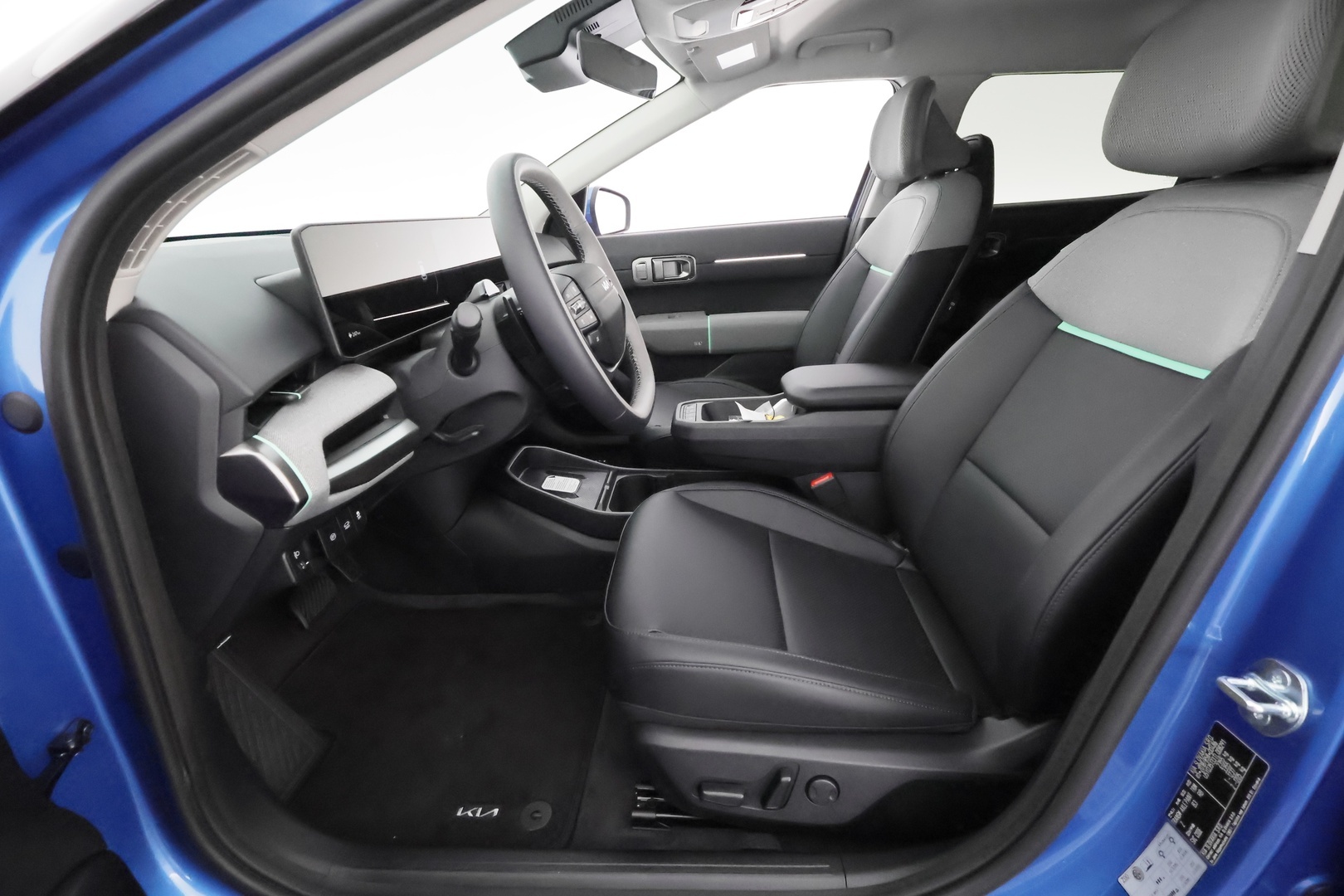 KIA EV4 2025