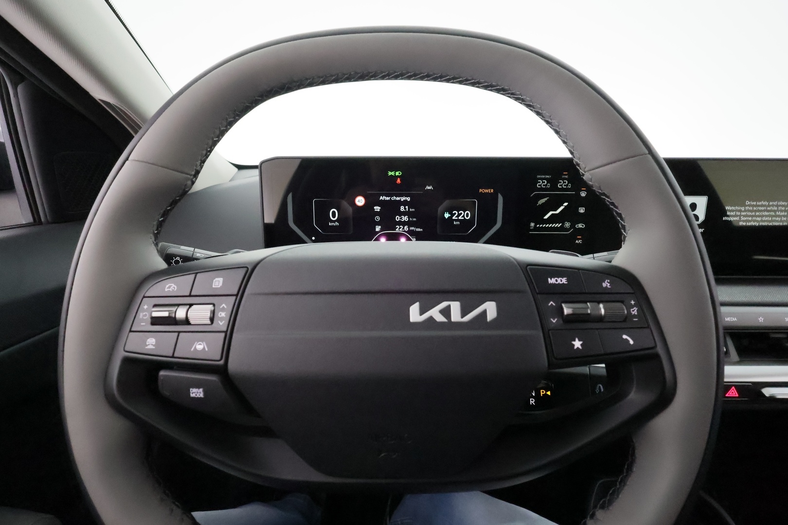KIA EV4 2026