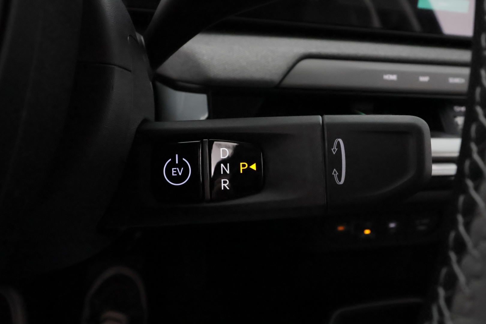 KIA EV4 2026