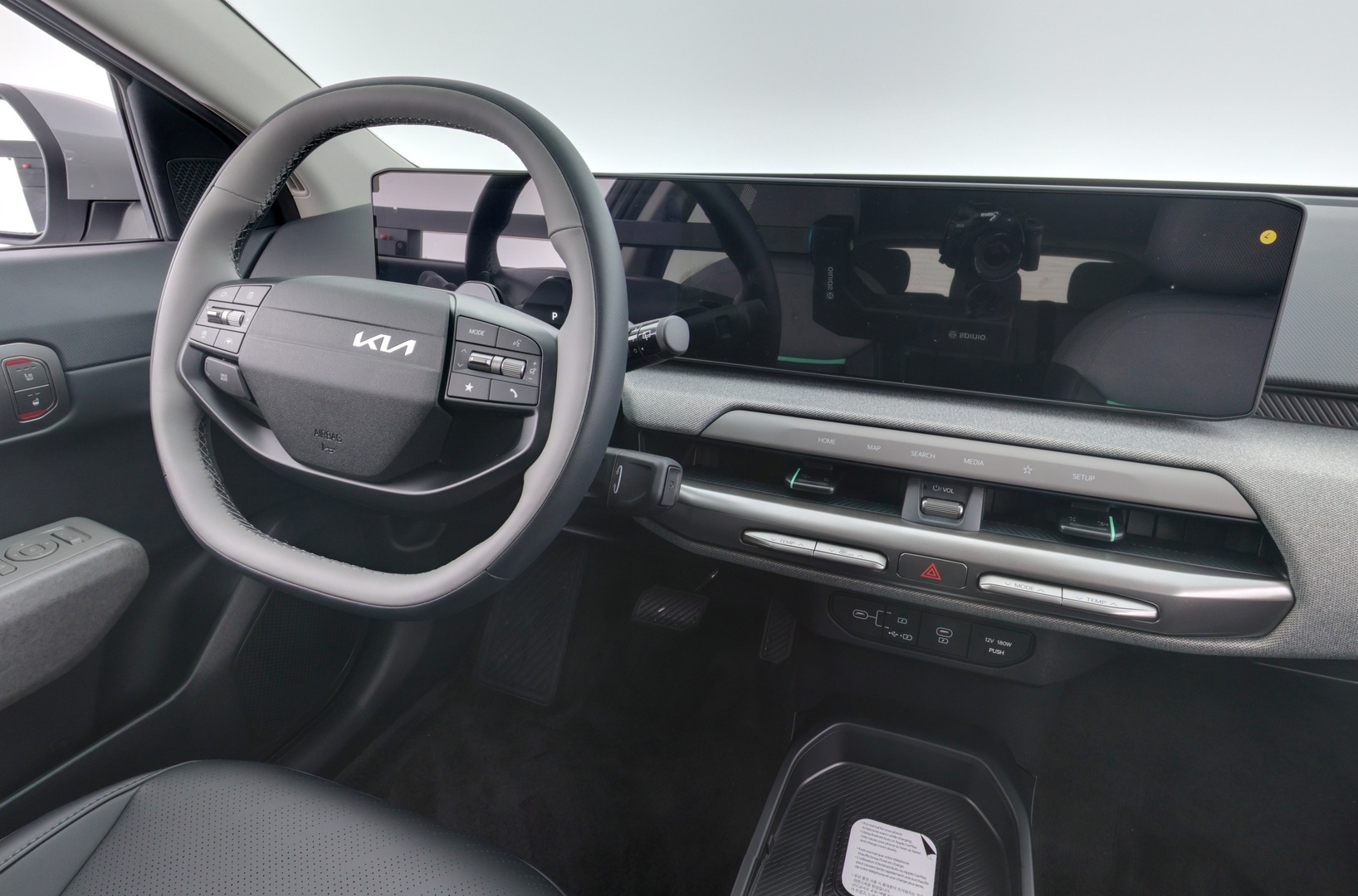 KIA EV4 2026