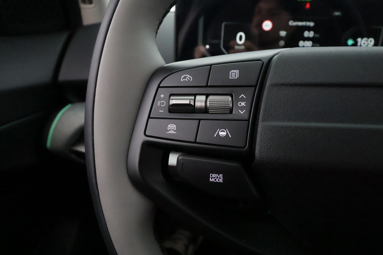 KIA EV4 2026
