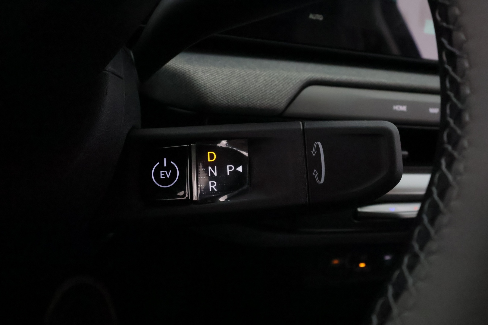 KIA EV4 2026