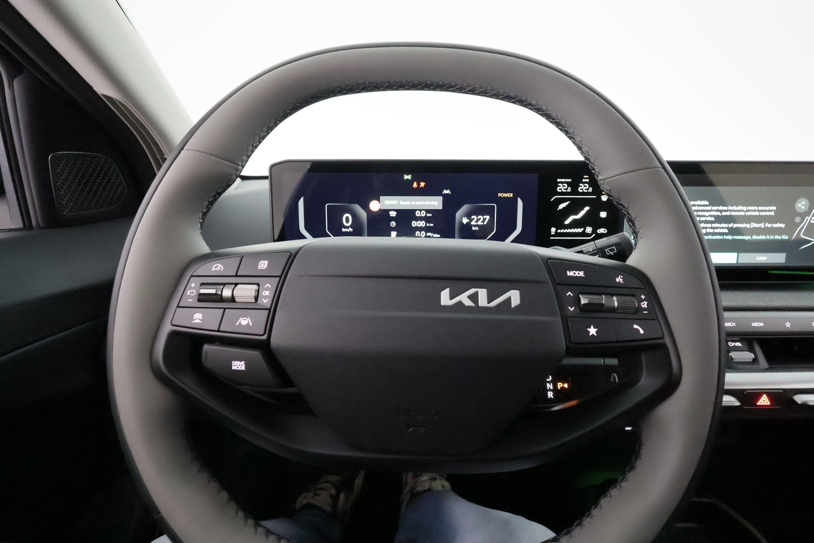 KIA EV4 2026