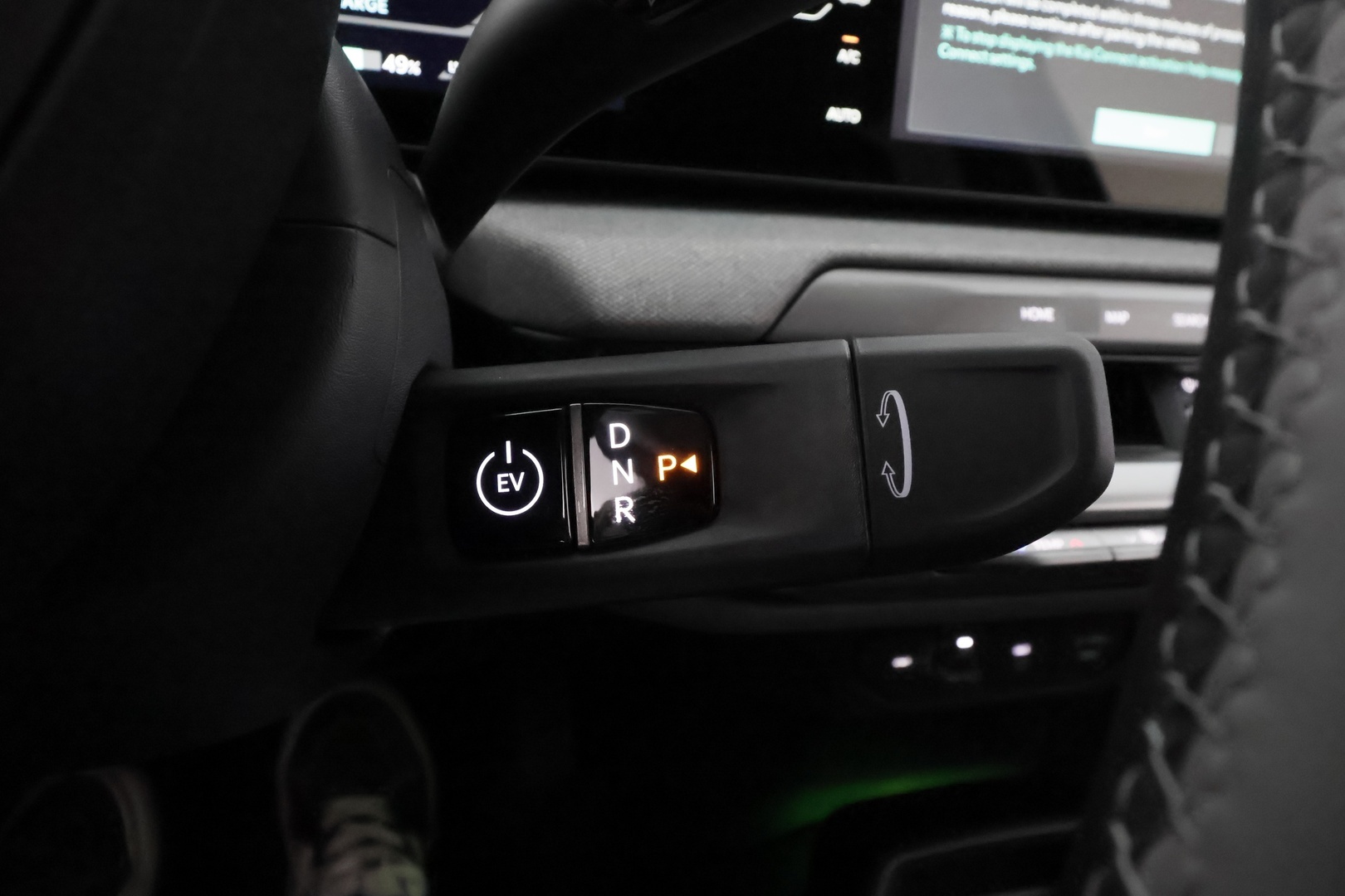 KIA EV4 2026