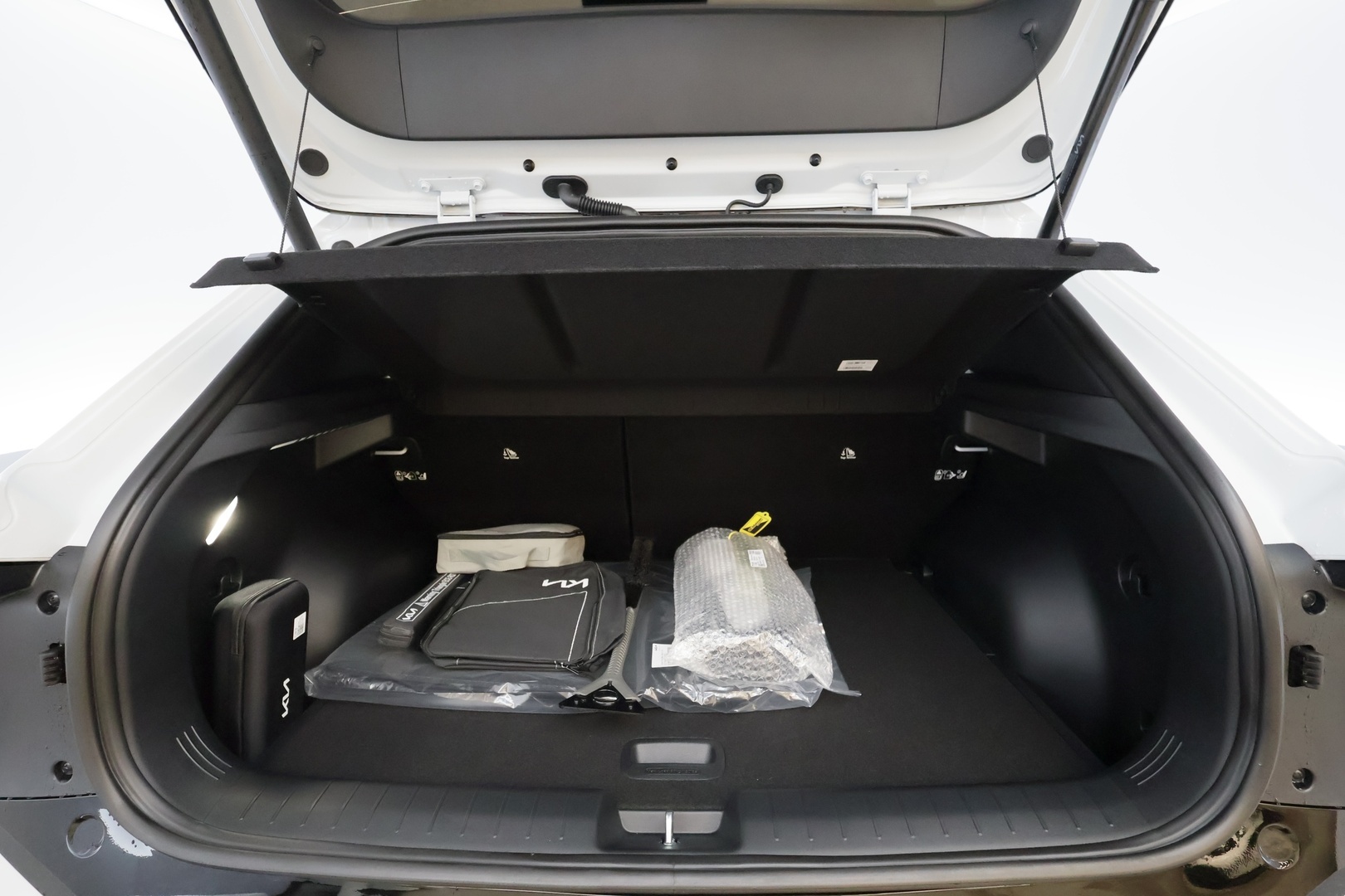 KIA EV4 2026