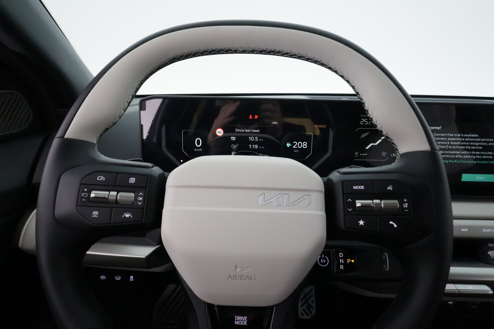 KIA EV4 2026