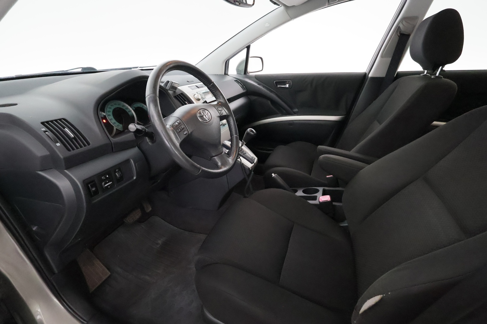 TOYOTA Corolla Verso 2006