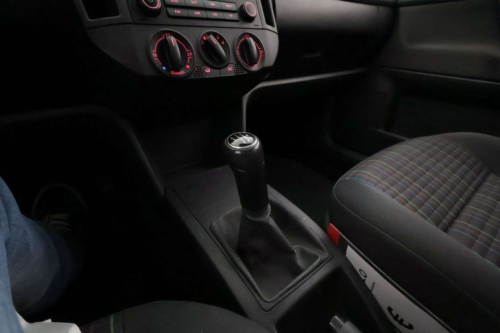 VOLKSWAGEN Polo 2008